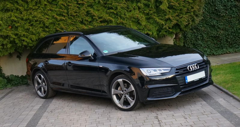 Audi A4 cena 99999 przebieg: 174000, rok produkcji 2018 z Mysłowice małe 466